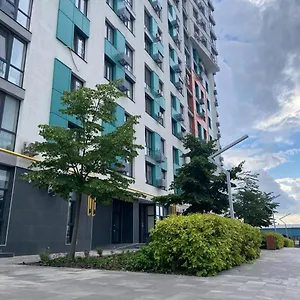 https://crystal.hotels-of-kiev.com