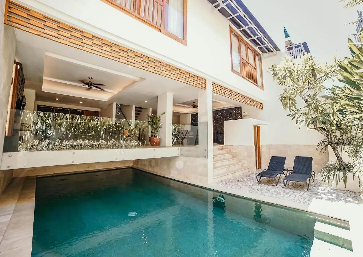 Villa Kayu Raja Seminyak  Seminyak (Bali)